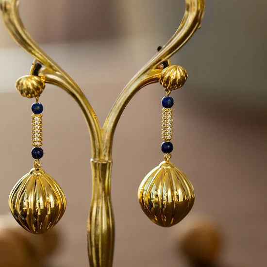 Original design Retro lapis lazuli earrings for women classic Laziness antique gold crafts glossy round beads earings jewelry